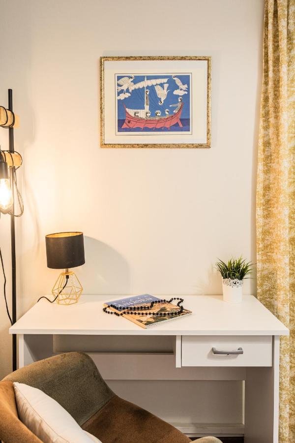 Beautiful City Rooms Close To Acropolis Атина Екстериор снимка